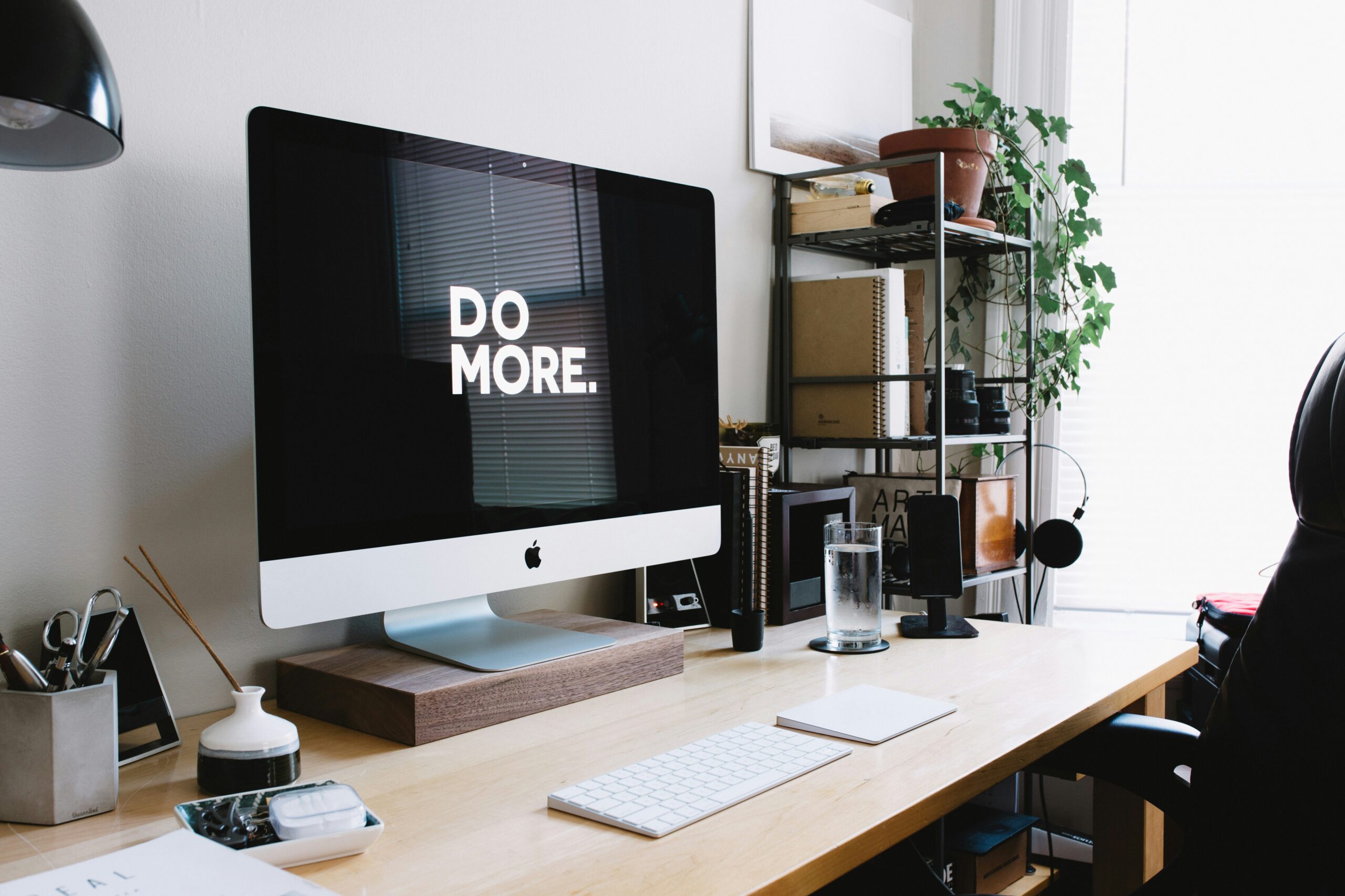 Reasons to Call Out of Work: 9 Smart Reasons, When to Notify, Mistakes & Pro Tips