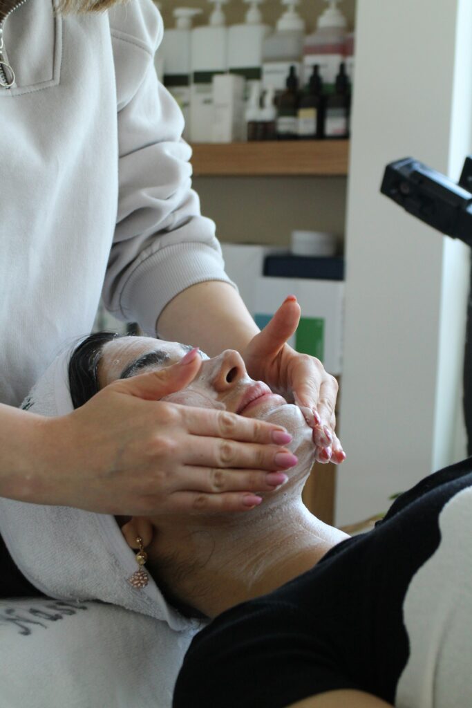 Vampire Facial guide to skin rejuvenation, PRP therapy, healing time, treatment benefits, safety tips, and post-procedure care.